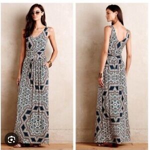 Elegant Blue Patterned Maxi Dress